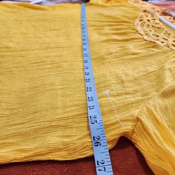 Hannah Blouse womens Size 2X Color Yellow Lightweight Top - Picture 6 of 10